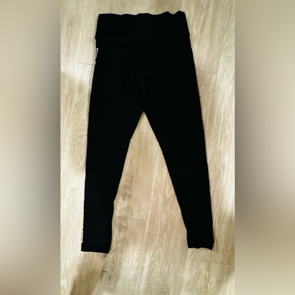 PINK Victoria's Secret Black Yoga Leggings - Picture 7 of 7